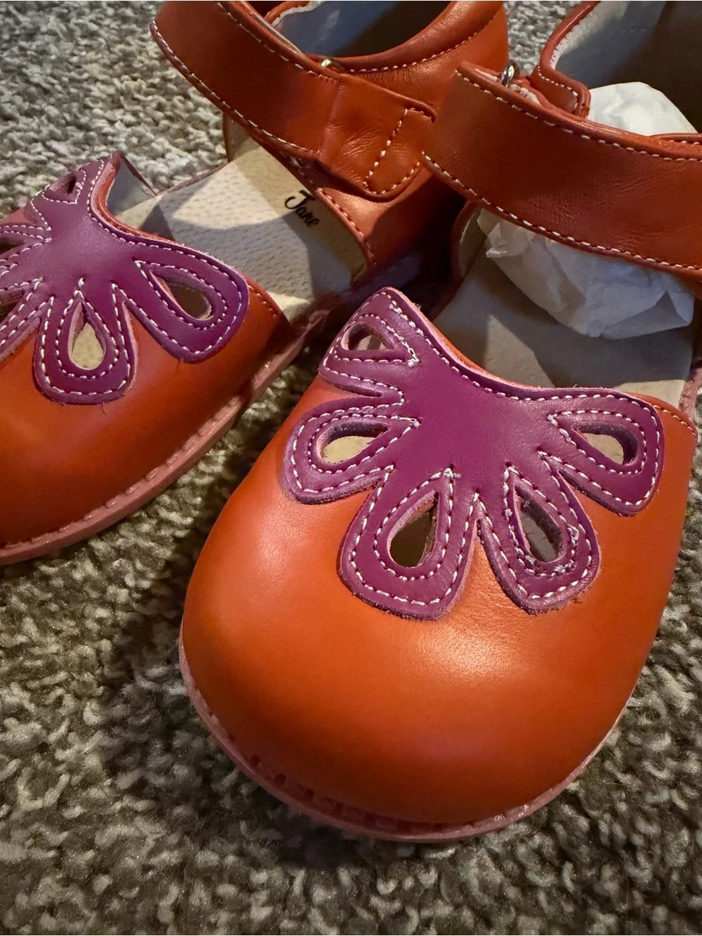 NEW w BOX! Livie & Luca Smooth Leather Matilda Janes size 12